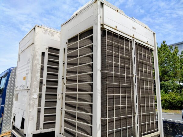補助金利用でダイキン製エアコン入替工事✨