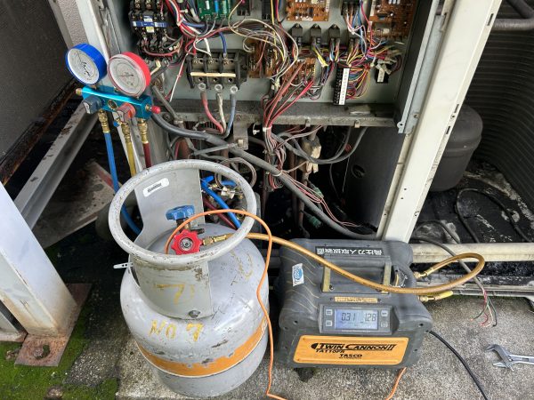 滋賀で大型スポットエアコン工事 【冷媒ガス回収でSDGs対策も！】